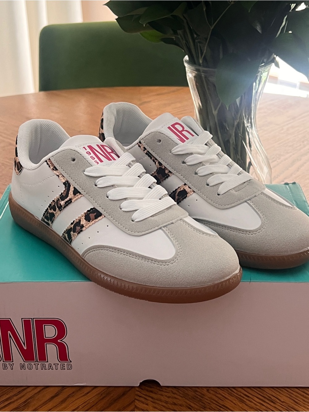 Not Rated Women’s White Leopard Accent Low-Top Sneakers - Picture 2 of 10
